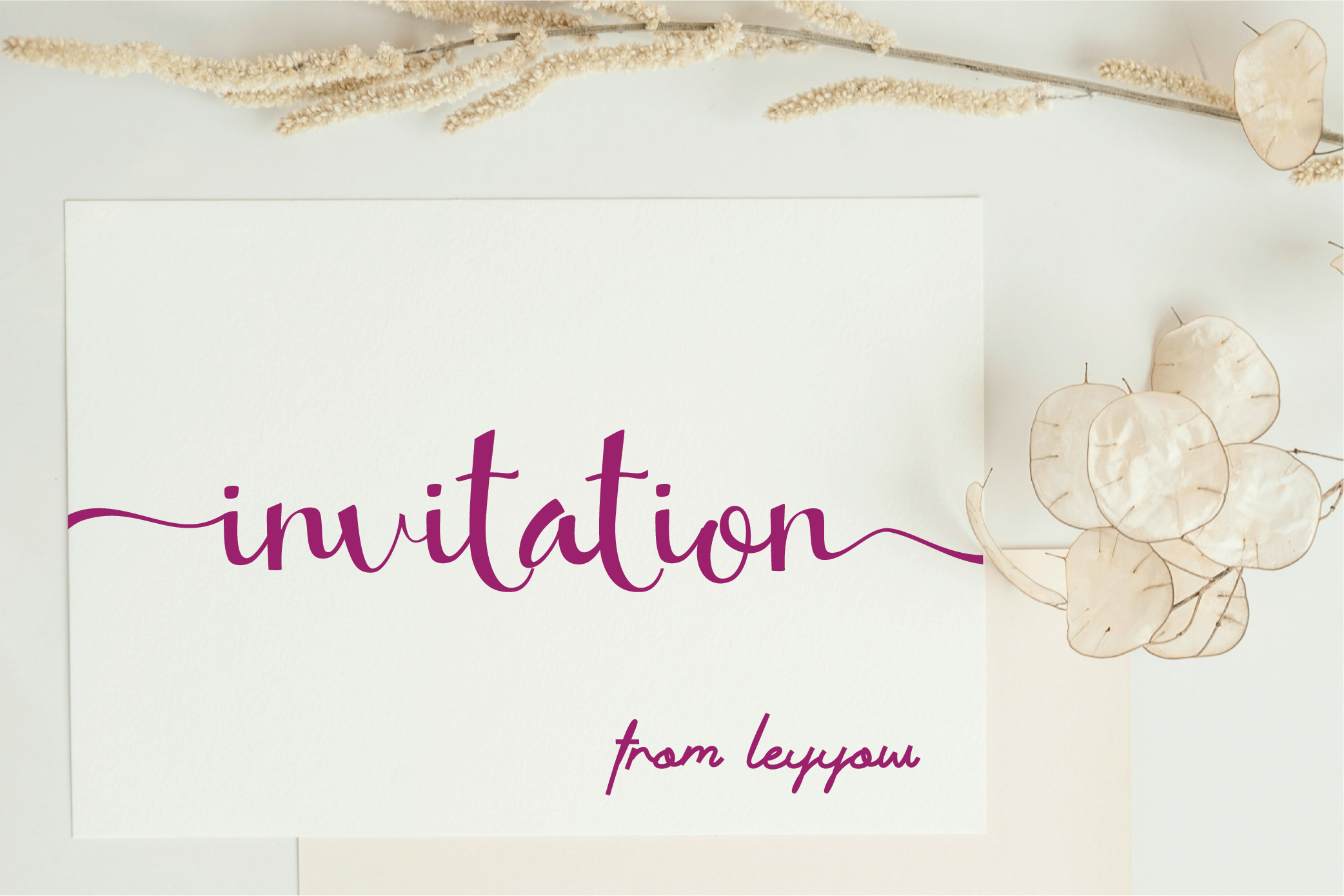 twisty squosh | happy script font